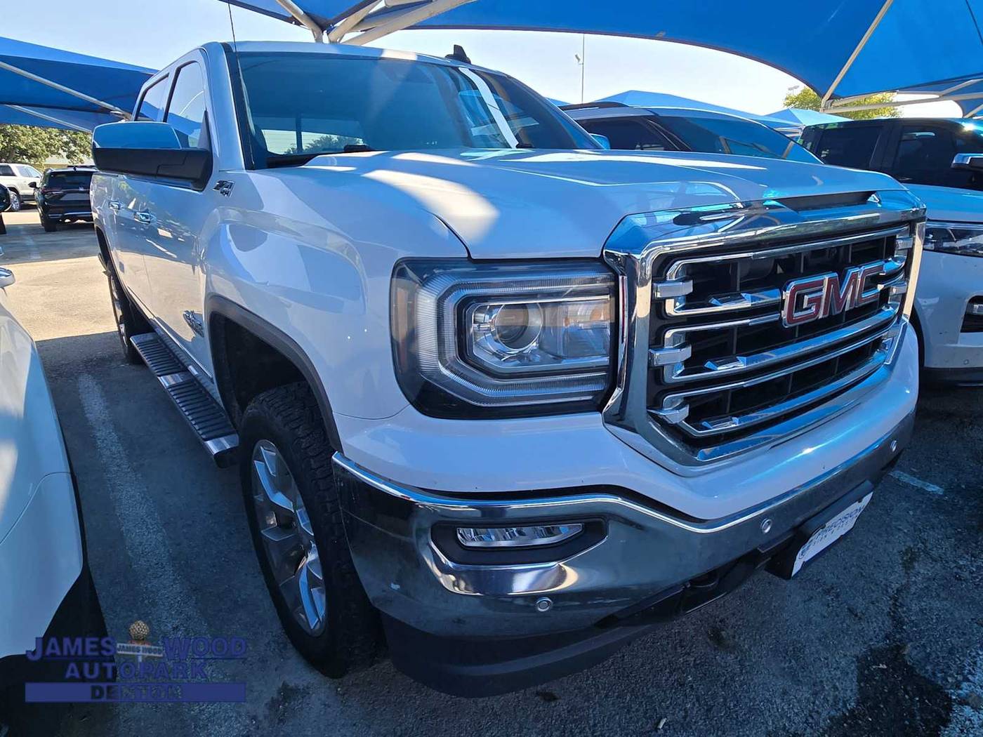 2018 GMC Sierra 1500 SLT — Pickup Truck — 127,445 mi — Denton, TX