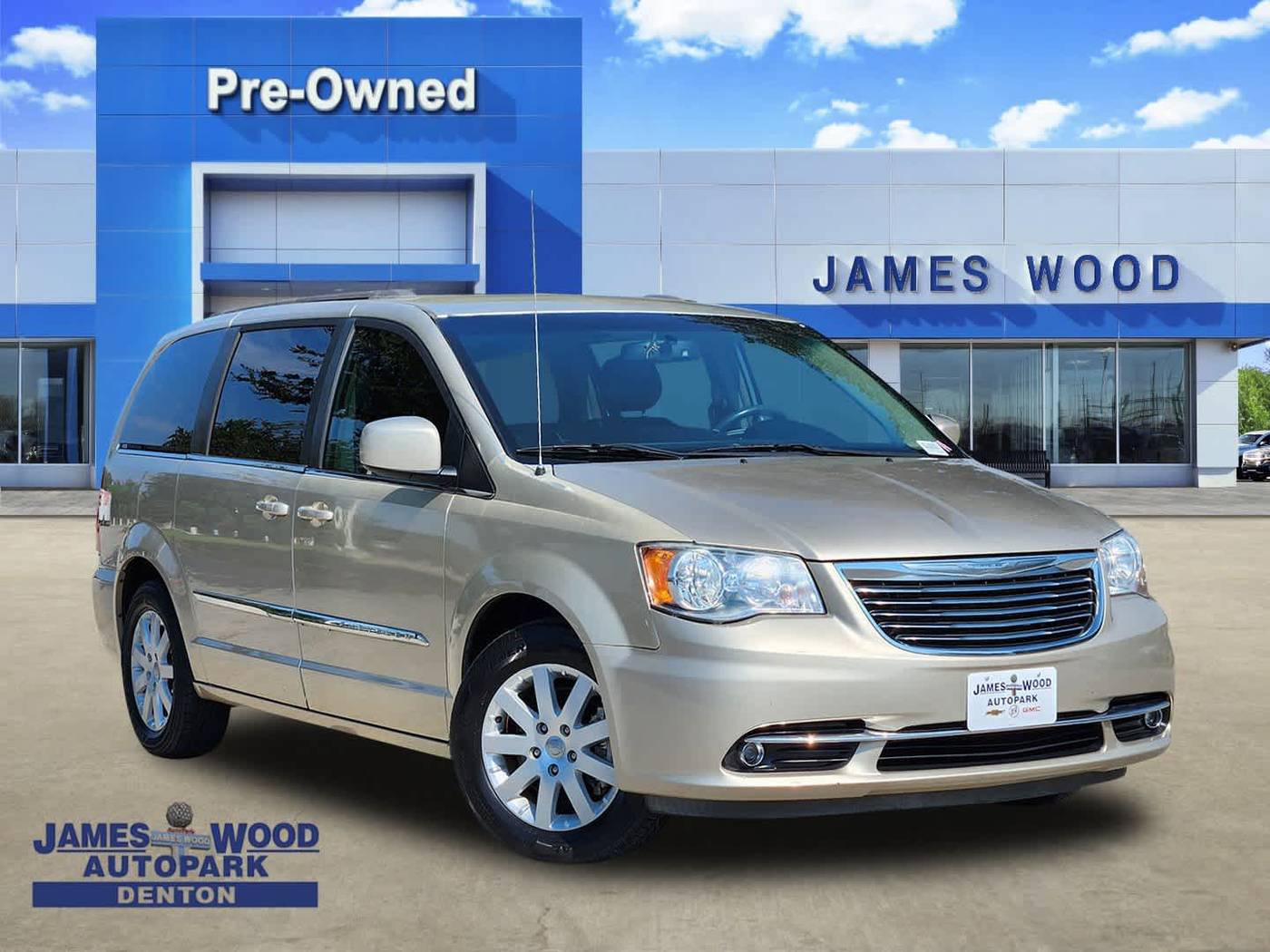2015 Chrysler Town & Country Touring — Minivan — 85,672 mi — Denton, TX