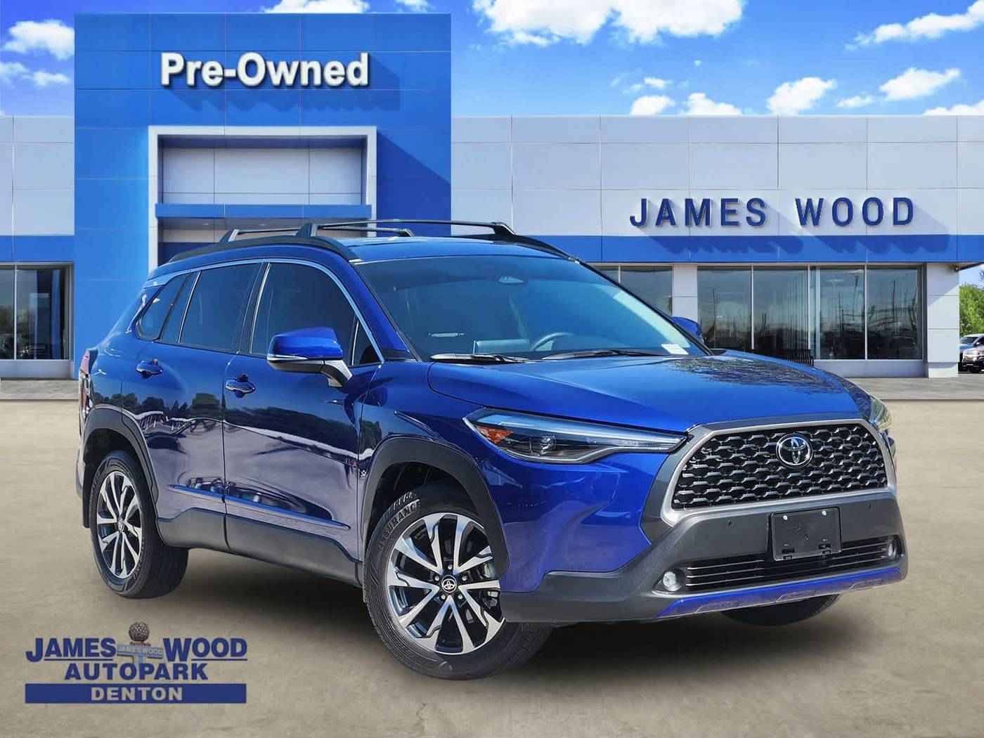 2024 Toyota Corolla Cross XLE — SUV — 11,785 mi — Denton, TX