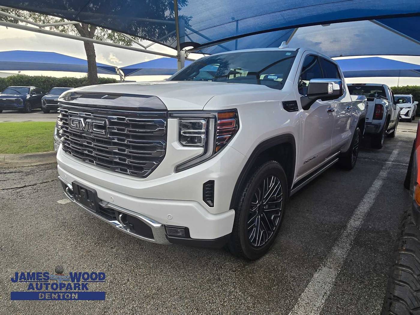 2022 GMC Sierra 1500 Denali Ultimate — Pickup Truck — 21,677 mi — Denton, TX