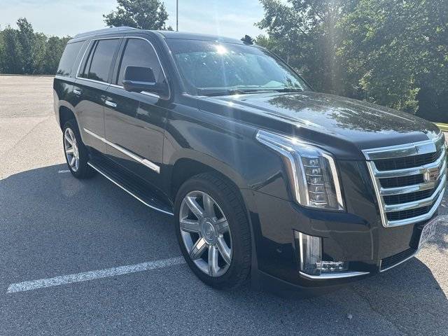 2017 Cadillac Escalade Luxury — SUV — 165,304 mi — O'Fallon, MO