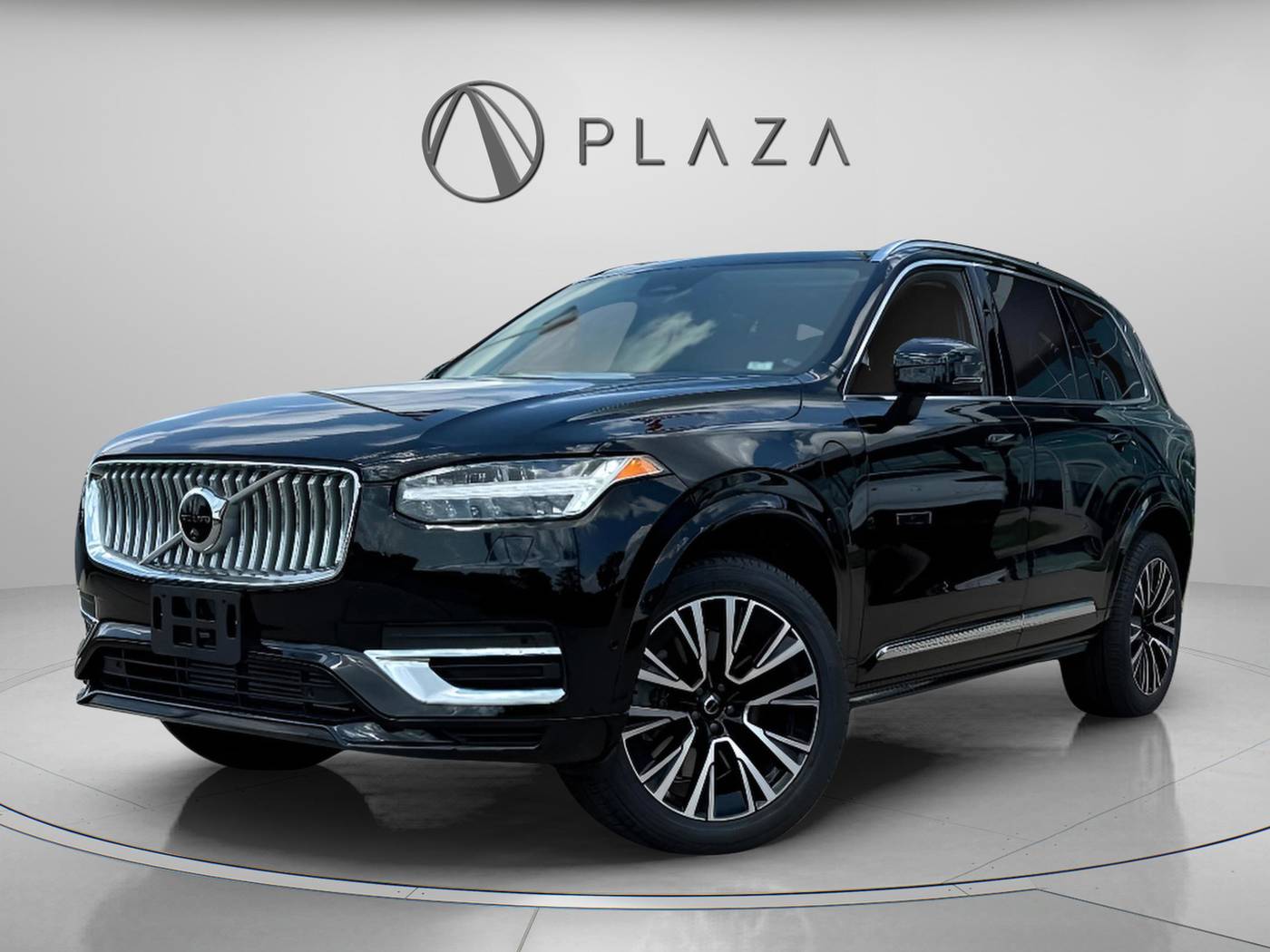 2025 Volvo XC90 Plug-In Hybrid Plus — SUV — 5,915 mi — O'Fallon, MO