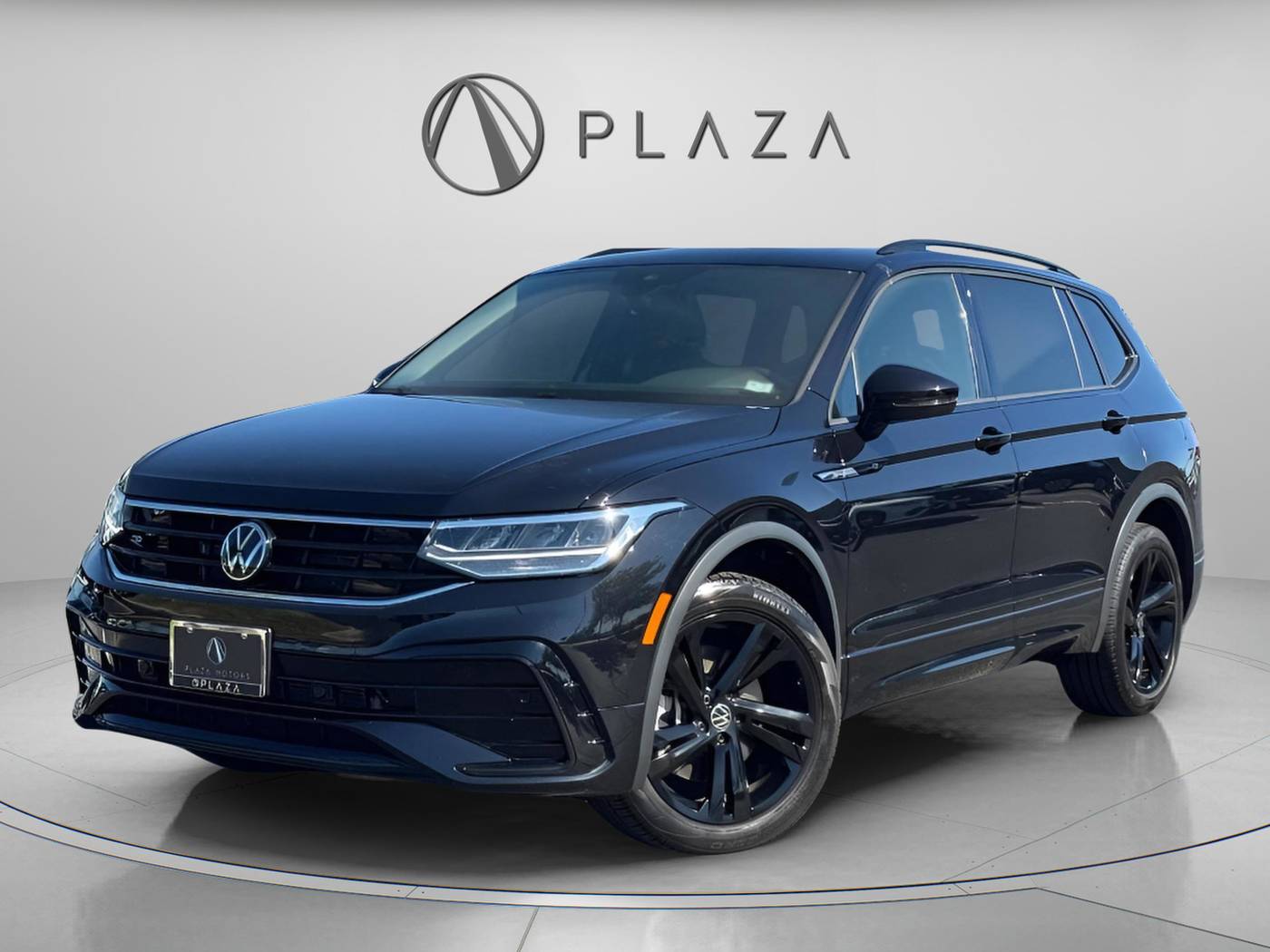 2024 Volkswagen Tiguan SE R-Line Black — SUV — 22,300 mi — O'Fallon, MO