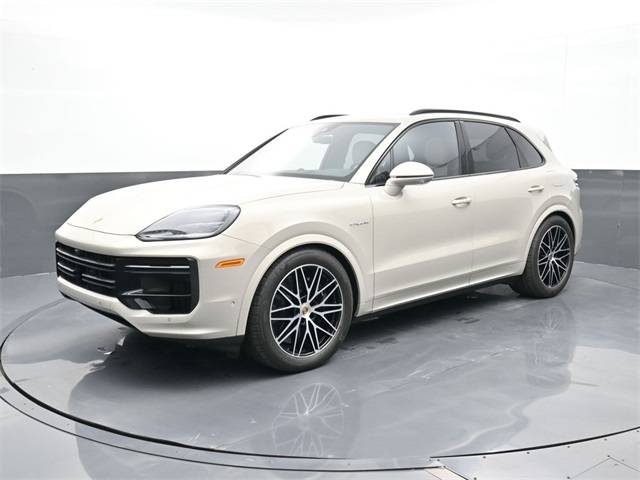 2024 Porsche Cayenne Turbo E-Hybrid — SUV — 3,896 mi — Ft Myers, FL