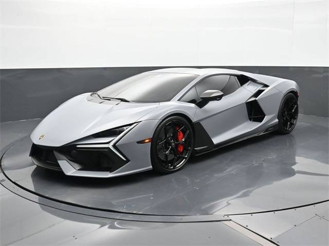 2024 Lamborghini Revuelto