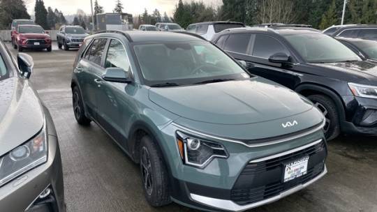 2023 Kia Niro Hybrid EX — SUV — 17,155 mi — Puyallup, WA