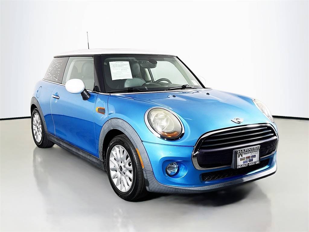 2017 MINI Hardtop Cooper — Hatchback — 58,683 mi — Puyallup, WA