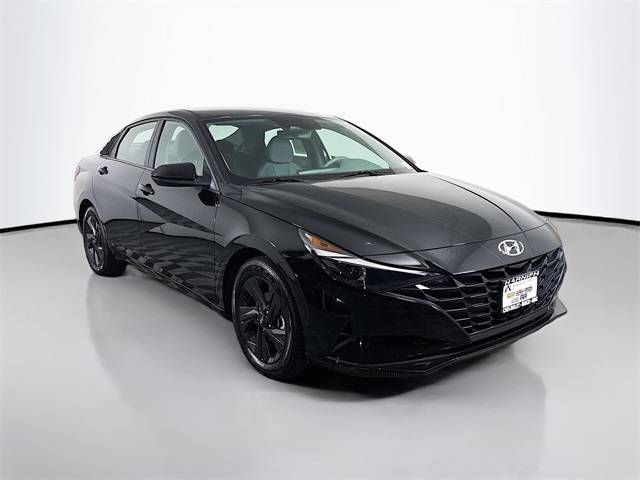 2023 Hyundai Elantra SEL — Sedan — 37,197 mi — Puyallup, WA