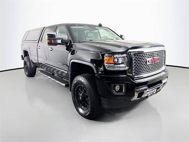 2016 GMC Sierra 3500HD Denali — Pickup Truck — 69,188 mi — Puyallup, WA