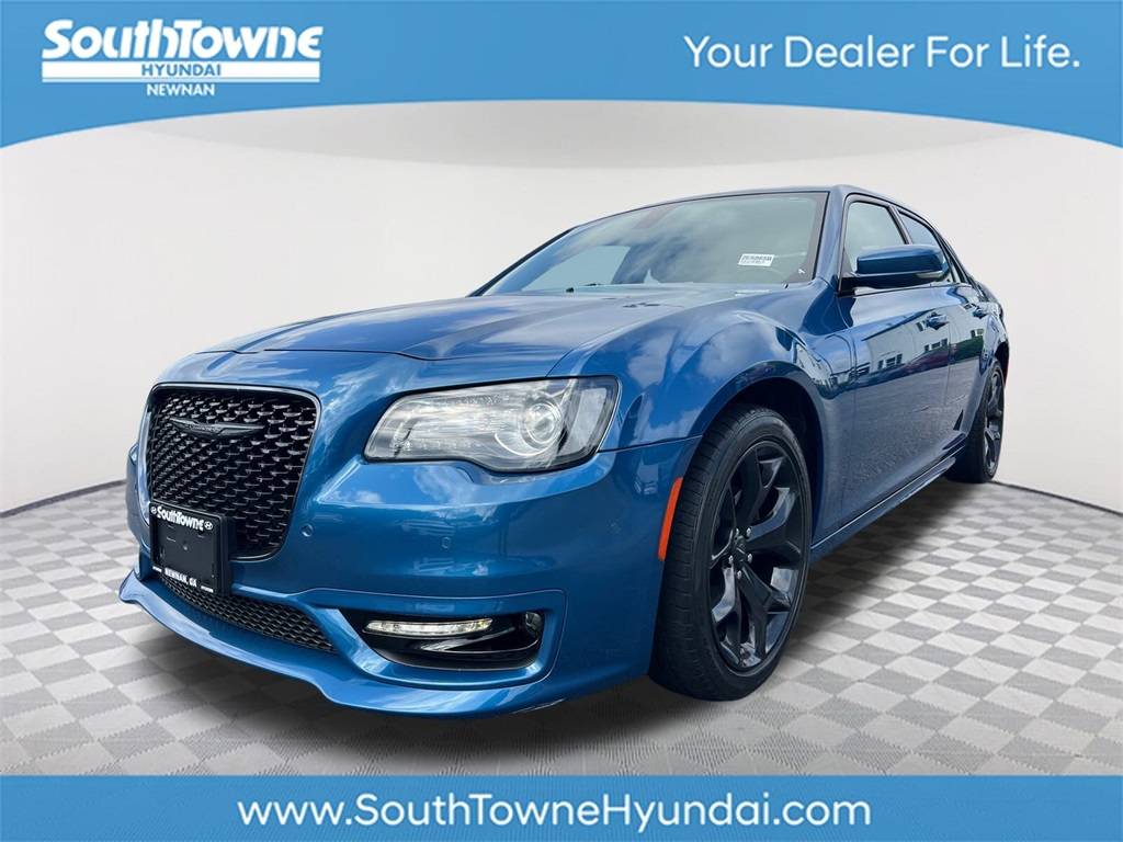 2022 Chrysler 300 Touring L — Sedan — 30,476 mi — Newnan, GA