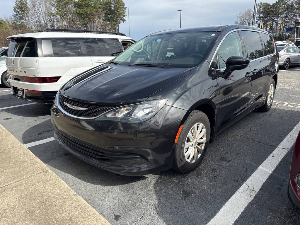 2017 Chrysler Pacifica Touring — Minivan — 88,396 mi — Newnan, GA