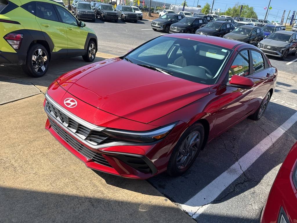 2024 Hyundai Elantra SEL — Sedan — 10,291 mi — Newnan, GA