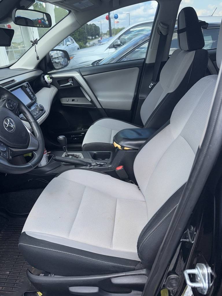 2017 Toyota RAV4 XLE — SUV — 160,107 mi — Newnan, GA