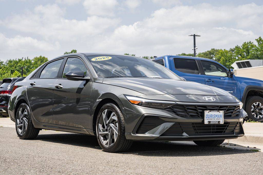 2025 Hyundai Elantra SEL Sport — Sedan — 4,621 mi — Bowie, MD