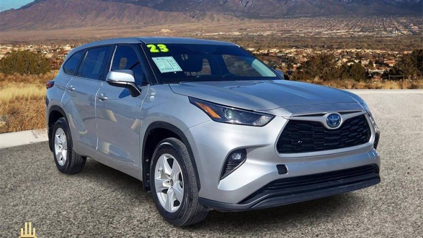 2023 Toyota Highlander Hybrid LE