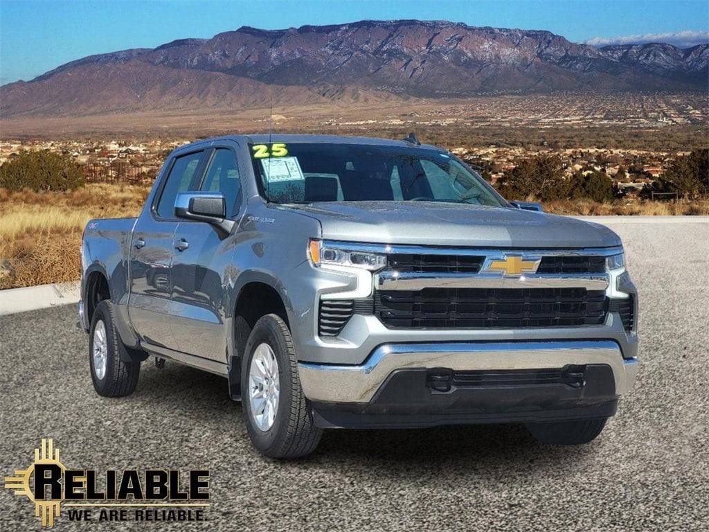2025 Chevrolet Silverado 1500 LT — Pickup Truck — 9,845 mi — Albuquerque, NM