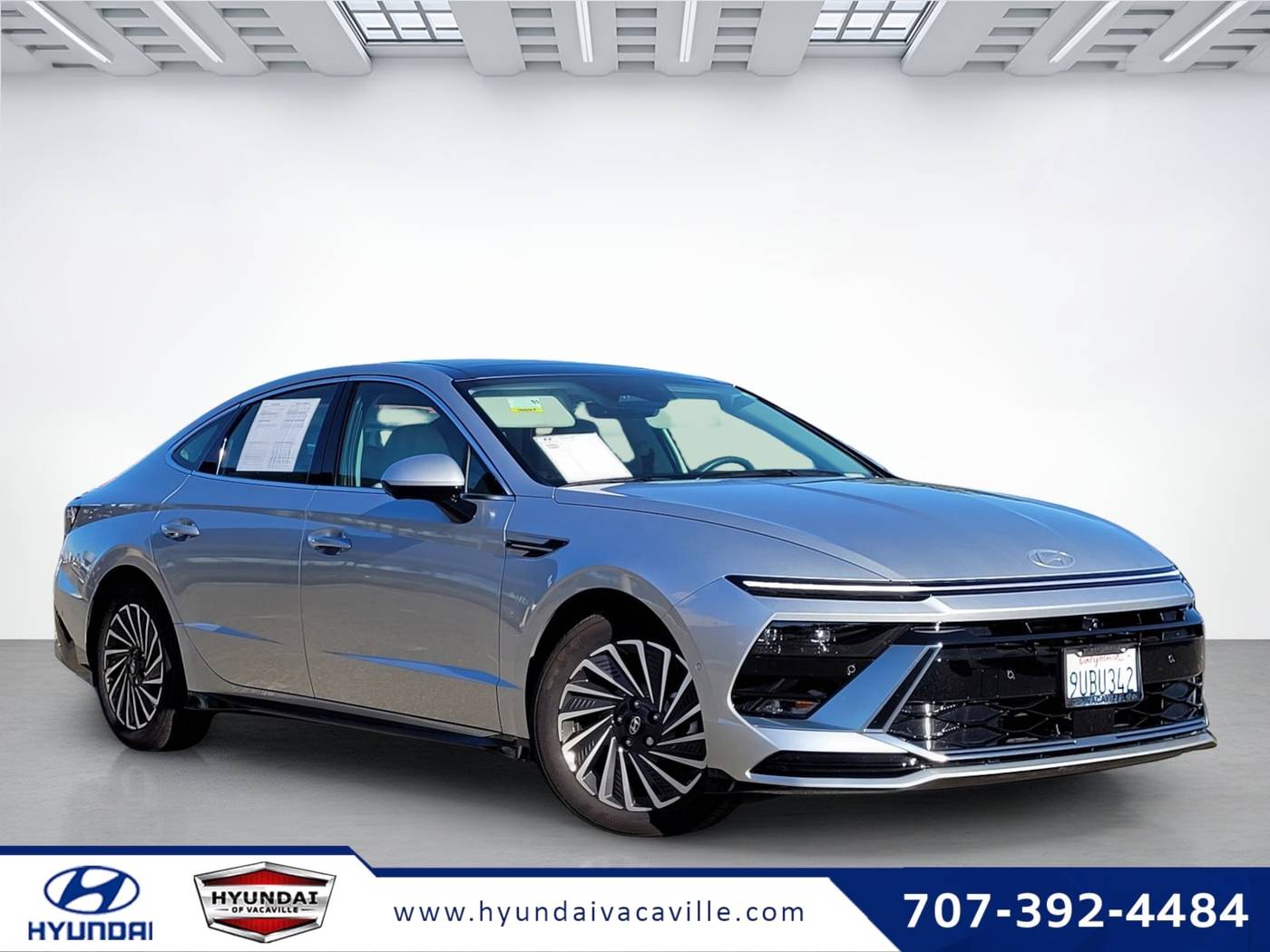2025 Hyundai Sonata Hybrid Limited — Sedan — 5,018 mi — Vacaville, CA
