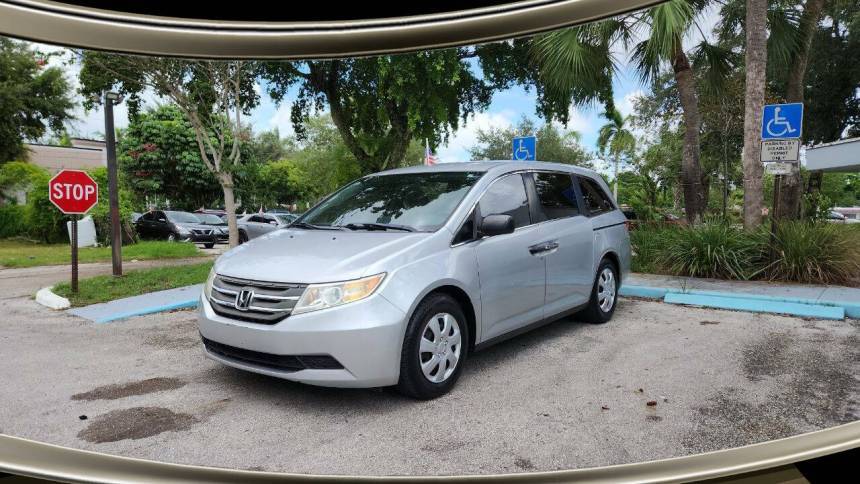 2013 Honda Odyssey LX — Minivan — 156,559 mi — Plantation, FL