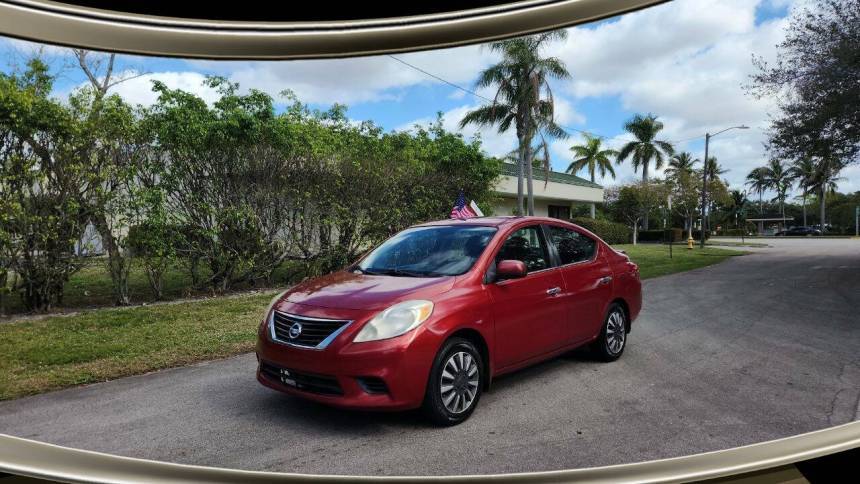 2014 Nissan Versa 1.6 SV — Sedan — 112,590 mi — Plantation, FL