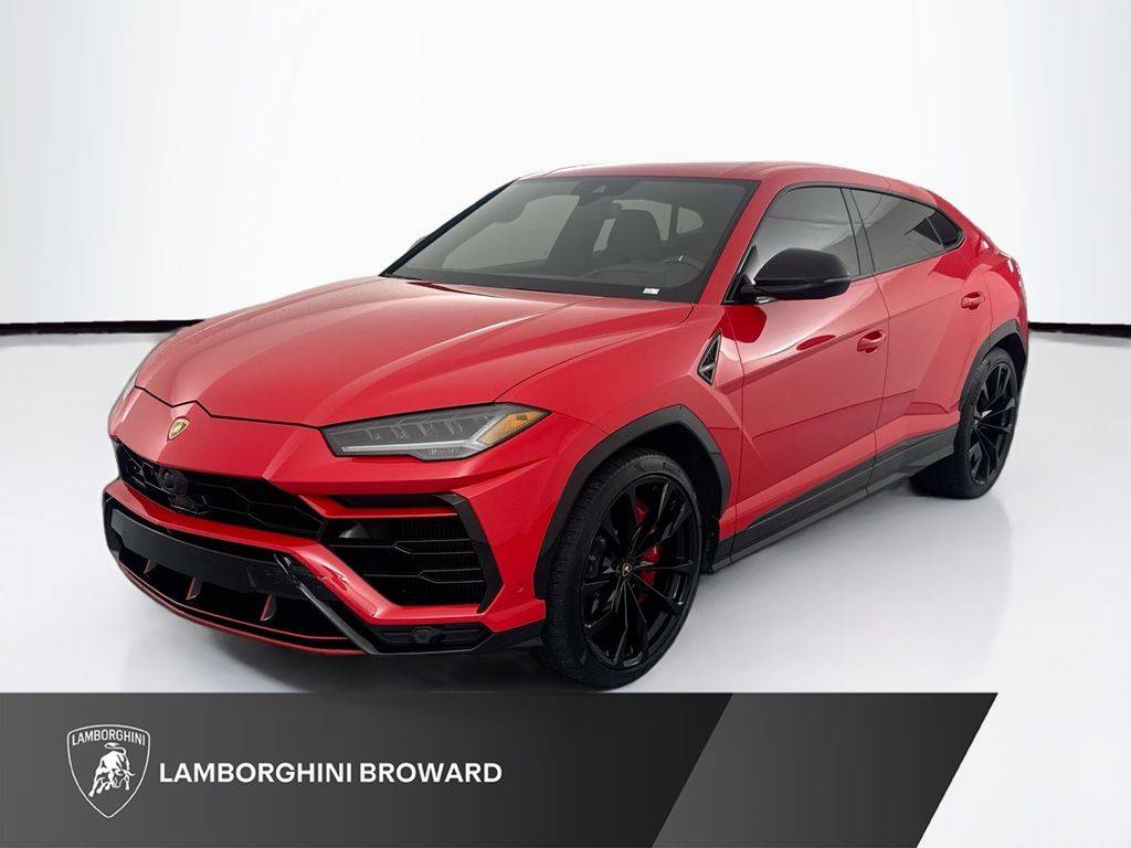 2022 Lamborghini Urus Standard