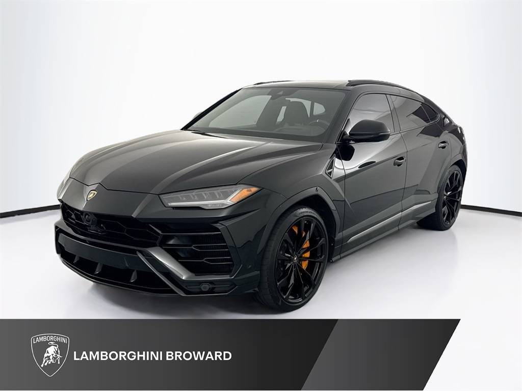 2020 Lamborghini Urus Standard