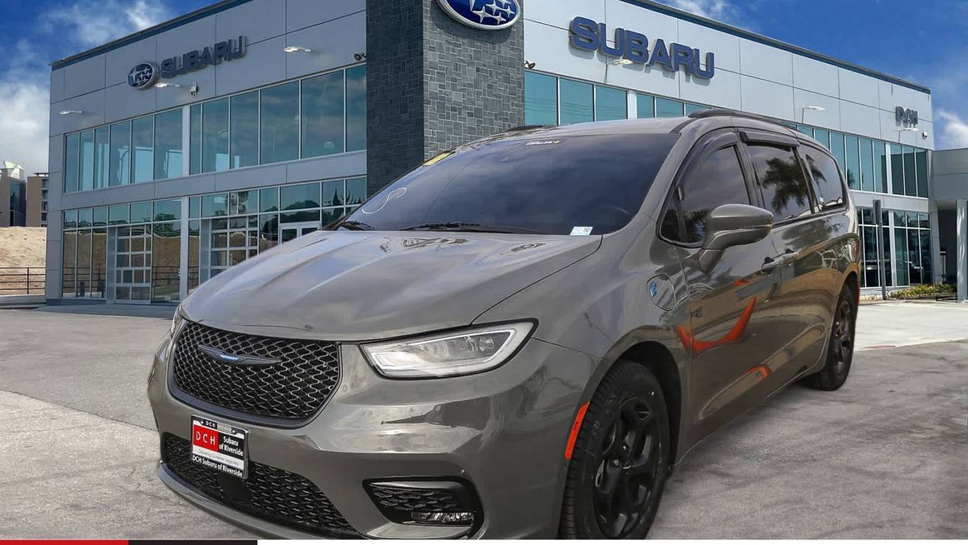 2021 Chrysler Pacifica Hybrid Limited — Minivan — 40,164 mi — Riverside, CA