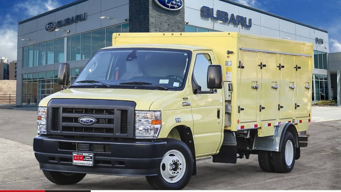 2022 Ford E-Series Cutaway Base — Chassis Cab Truck — 53 mi — Riverside, CA