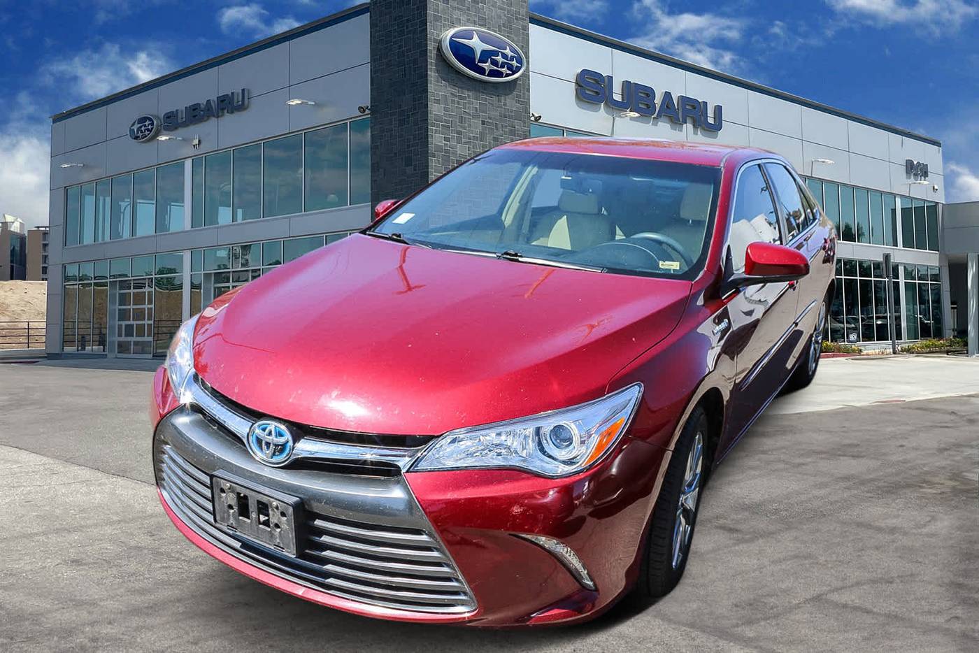 2017 Toyota Camry Hybrid XLE — Sedan — 98,433 mi — Riverside, CA
