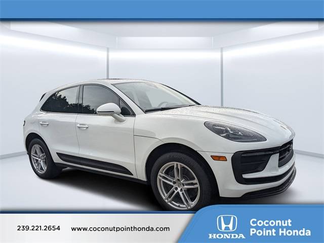 2024 Porsche Macan Standard — SUV — 7,676 mi — Estero, FL