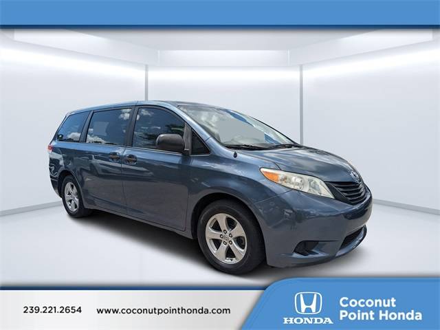 2014 Toyota Sienna L — Minivan — 136,538 mi — Estero, FL