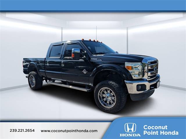 2015 Ford Super Duty F-350 Lariat — Pickup Truck — 153,914 mi — Estero, FL