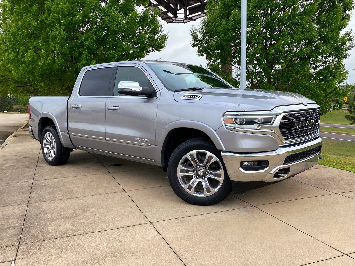 2024 Ram 1500 Limited — Pickup Truck — 28,536 mi — Longview, TX