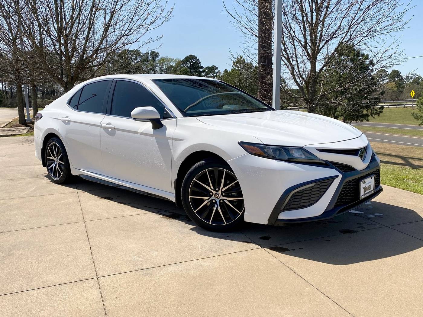 2022 Toyota Camry SE — Sedan — 68,557 mi — Longview, TX