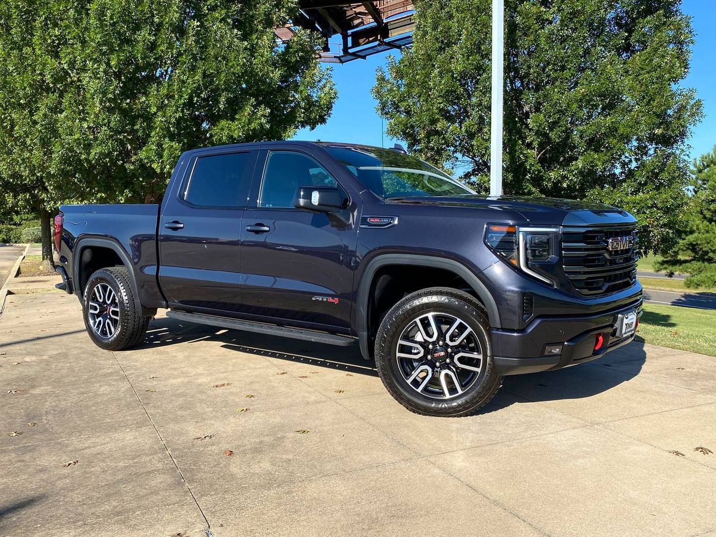 2023 GMC Sierra 1500 AT4 — Pickup Truck — 25,523 mi — Longview, TX