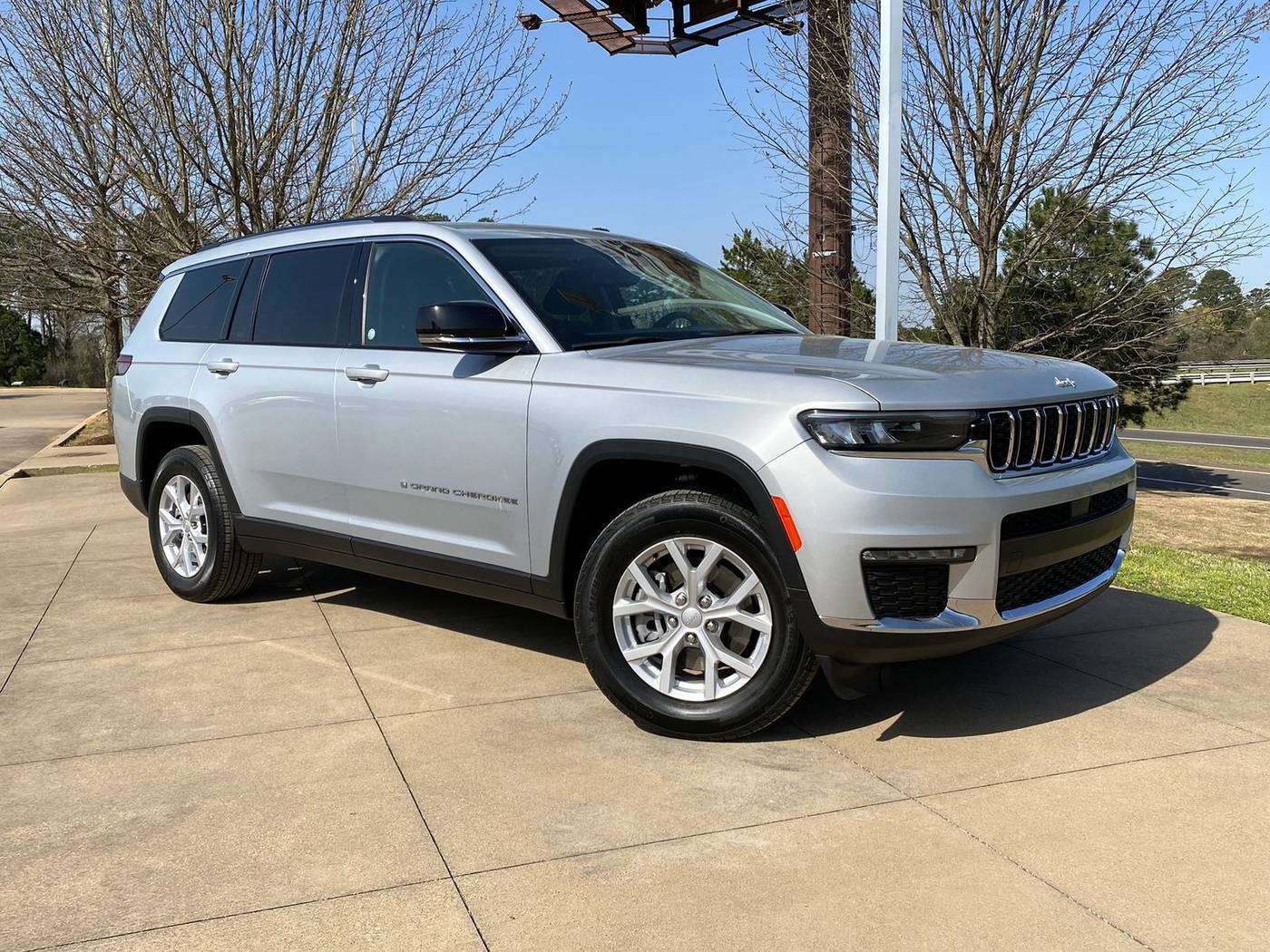 2023 Jeep Grand Cherokee Limited — SUV — 51,741 mi — Longview, TX