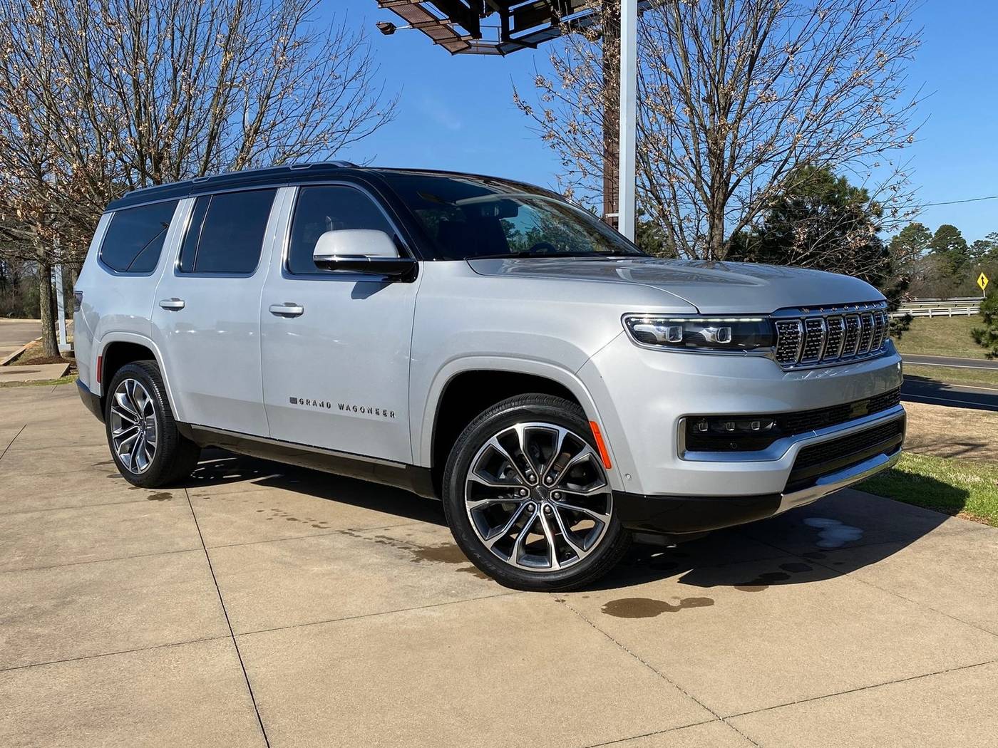 2022 Jeep Grand Wagoneer Series III — SUV — 24,147 mi — Longview, TX