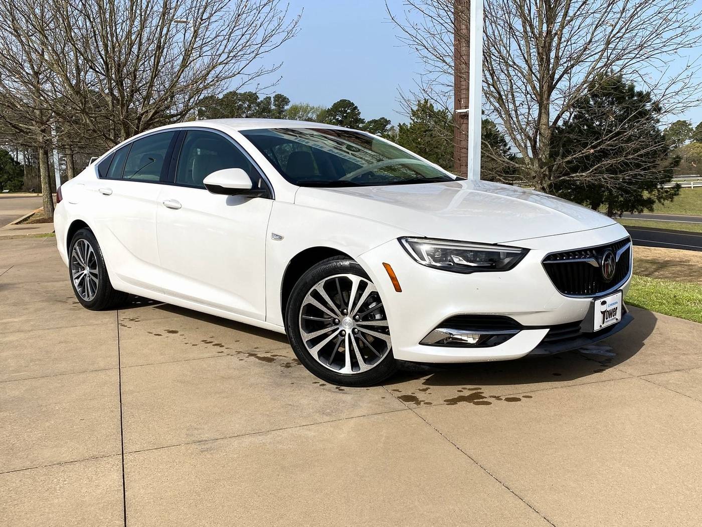 2019 Buick Regal Sportback Essence — Hatchback — 32,663 mi — Longview, TX