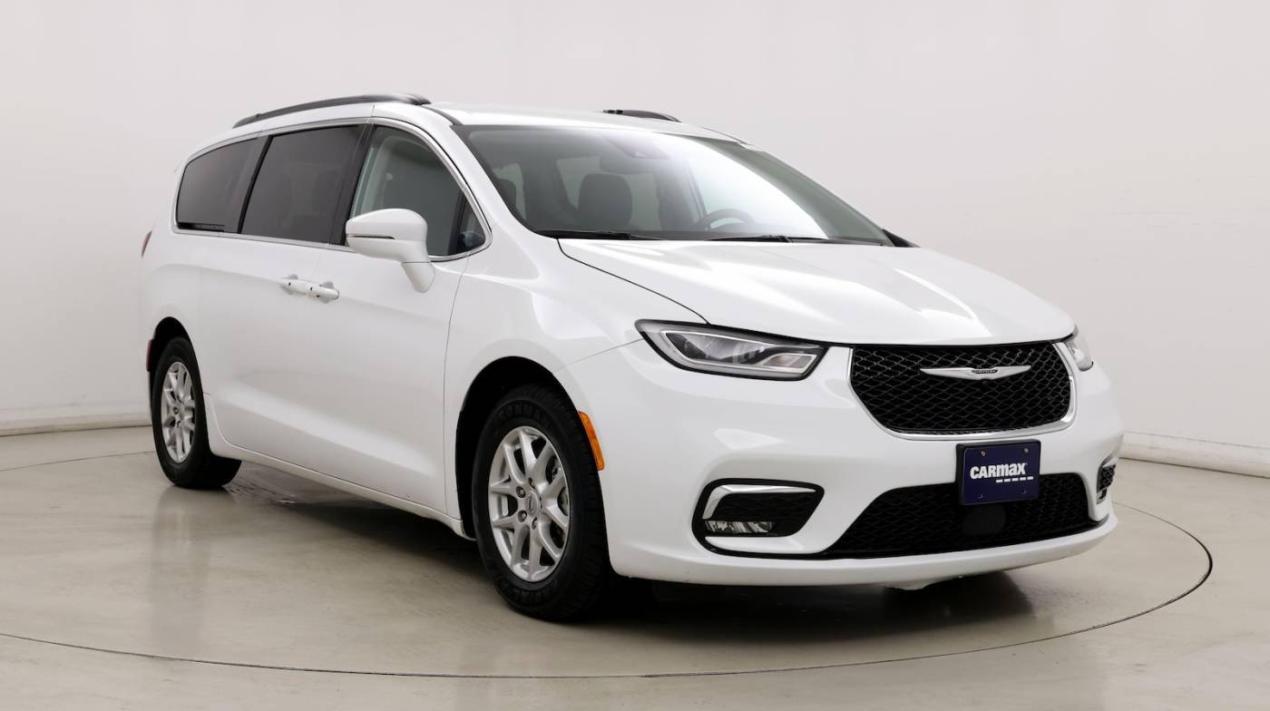 2022 Chrysler Pacifica Touring L — Minivan — 46,094 mi — Bloomington, IL