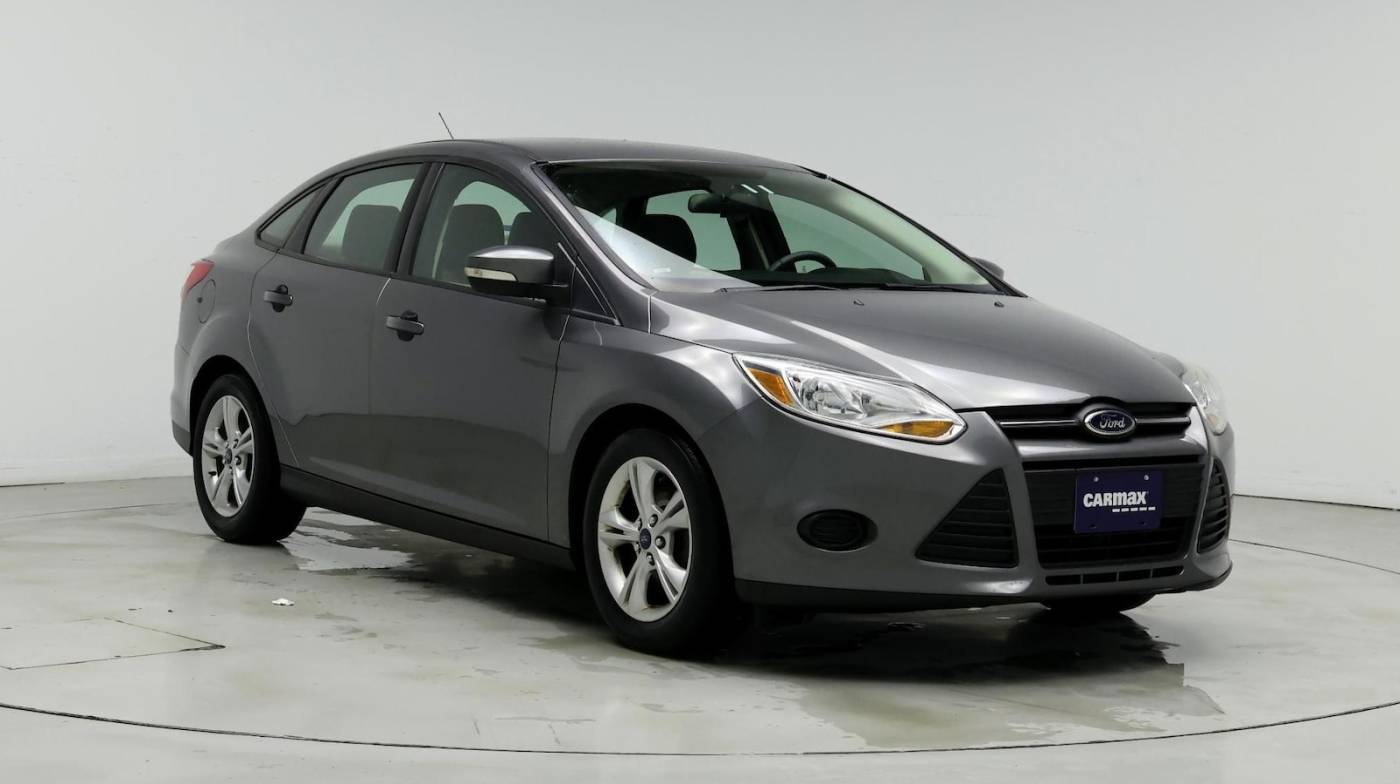 2014 Ford Focus SE — Sedan — 111,038 mi — Bloomington, IL