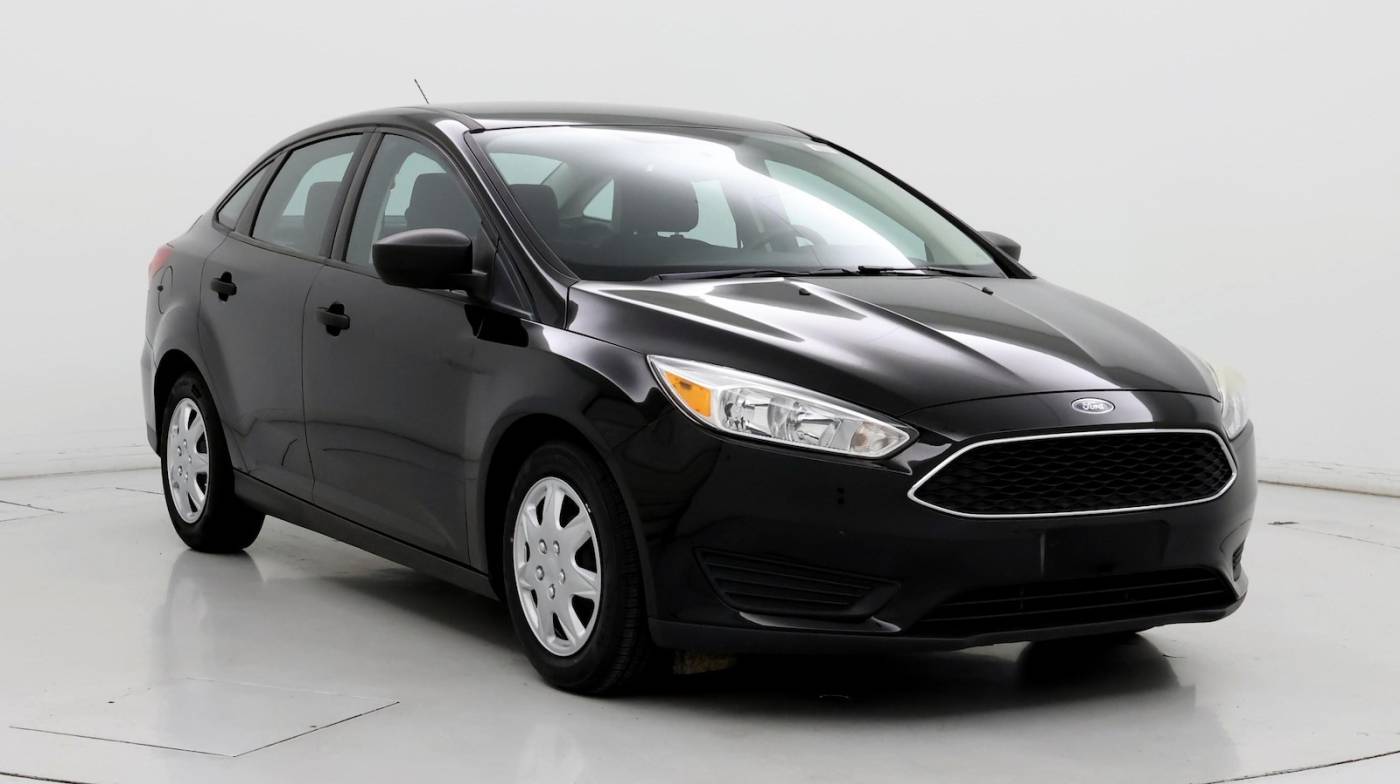 2018 Ford Focus S — Sedan — 36,540 mi — Bloomington, IL
