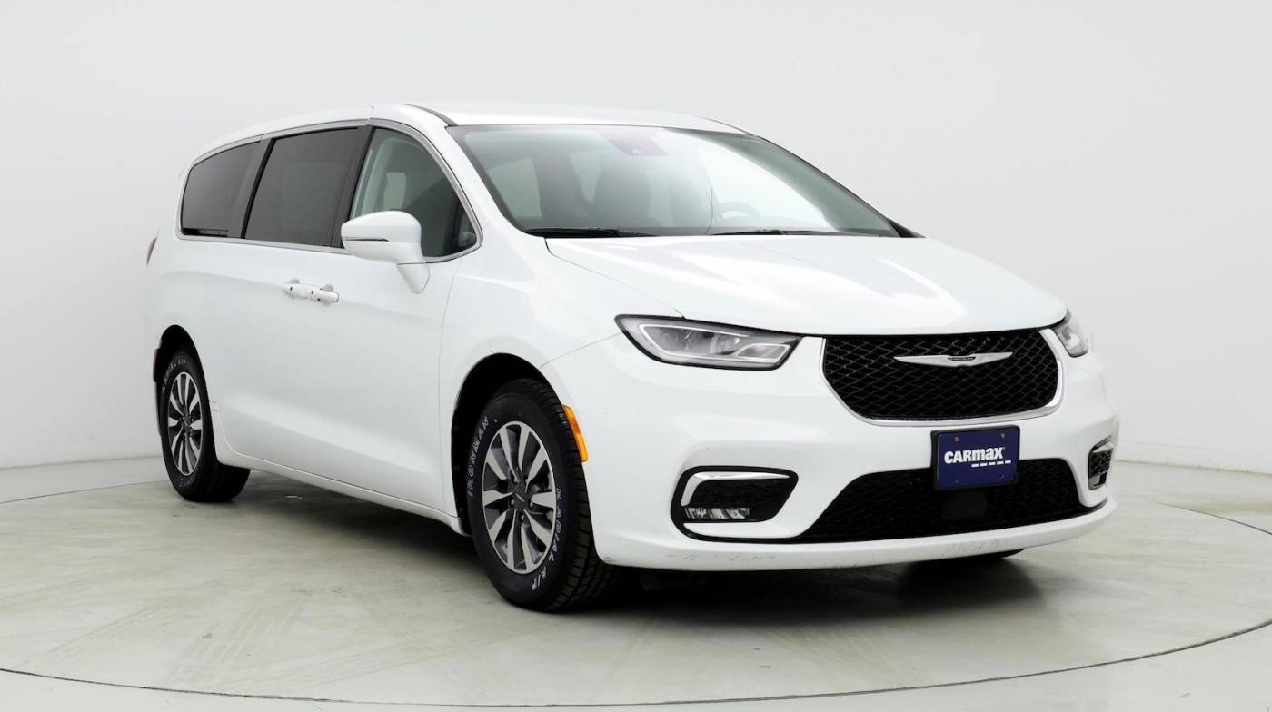 2022 Chrysler Pacifica Hybrid Touring L — Minivan — 50,941 mi — Buford, GA