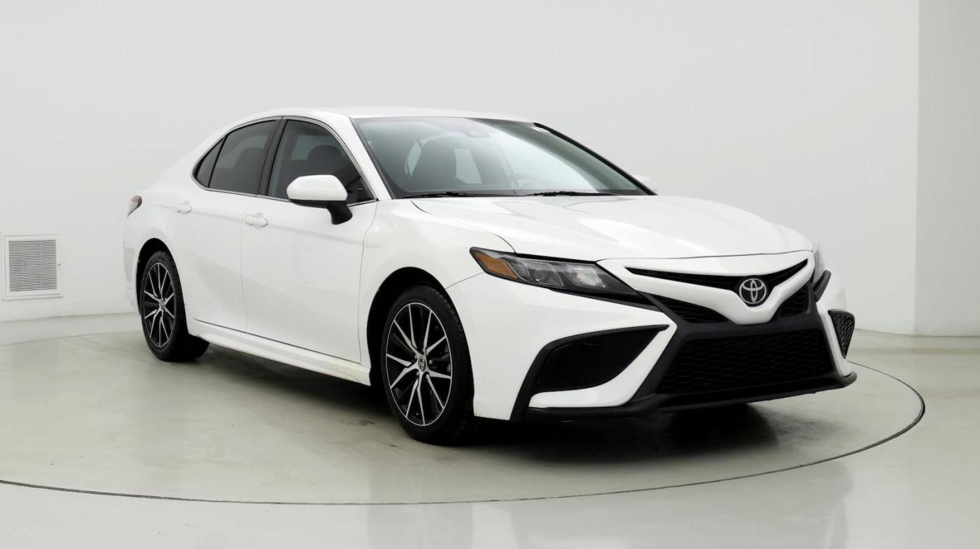 2021 Toyota Camry SE — Sedan — 42,638 mi — Buford, GA