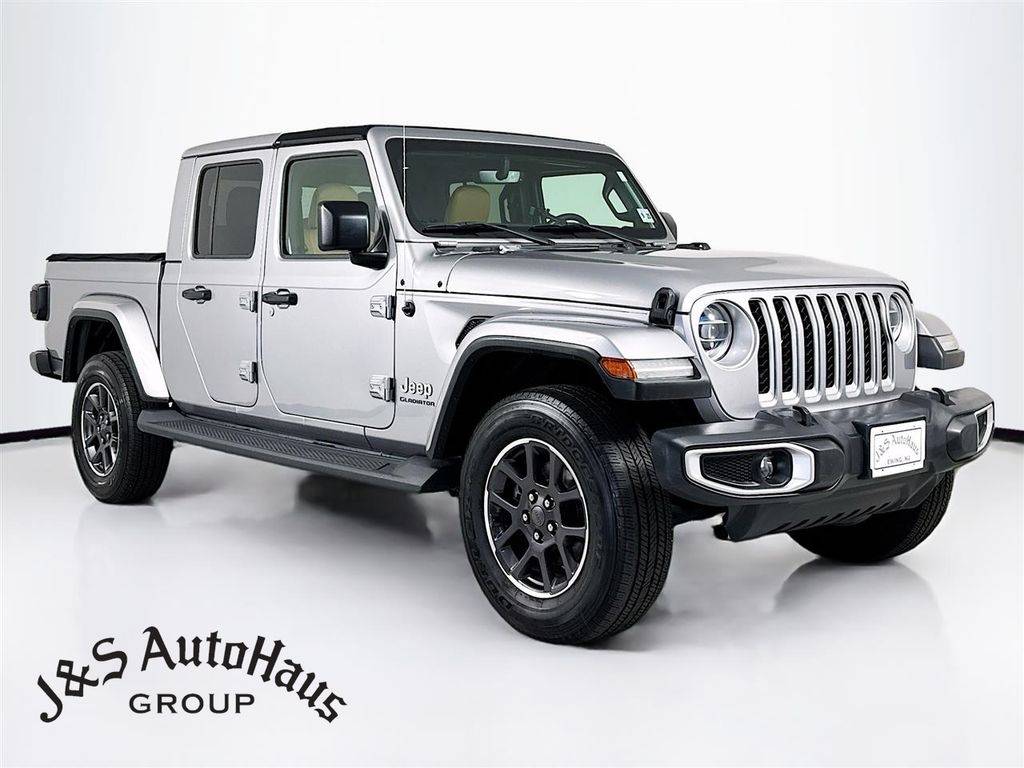 2020 Jeep Gladiator Overland — Pickup Truck — 52,125 mi — Ewing, NJ