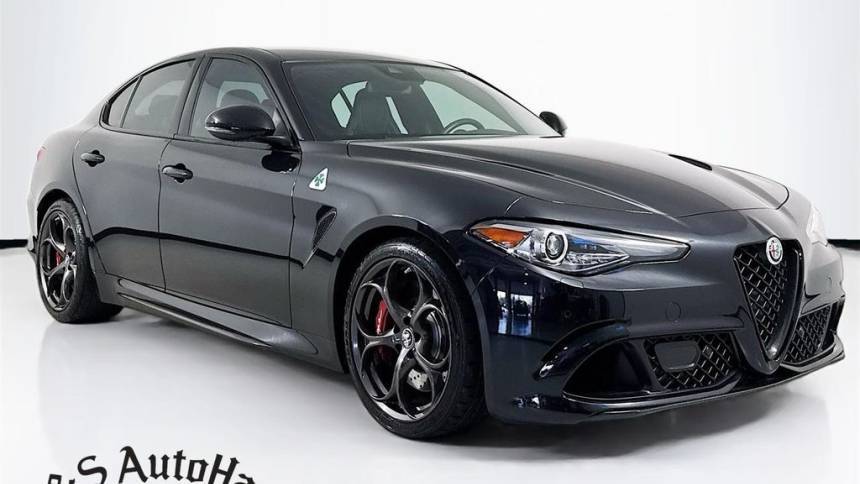 2023 Alfa Romeo Giulia Quadrifoglio