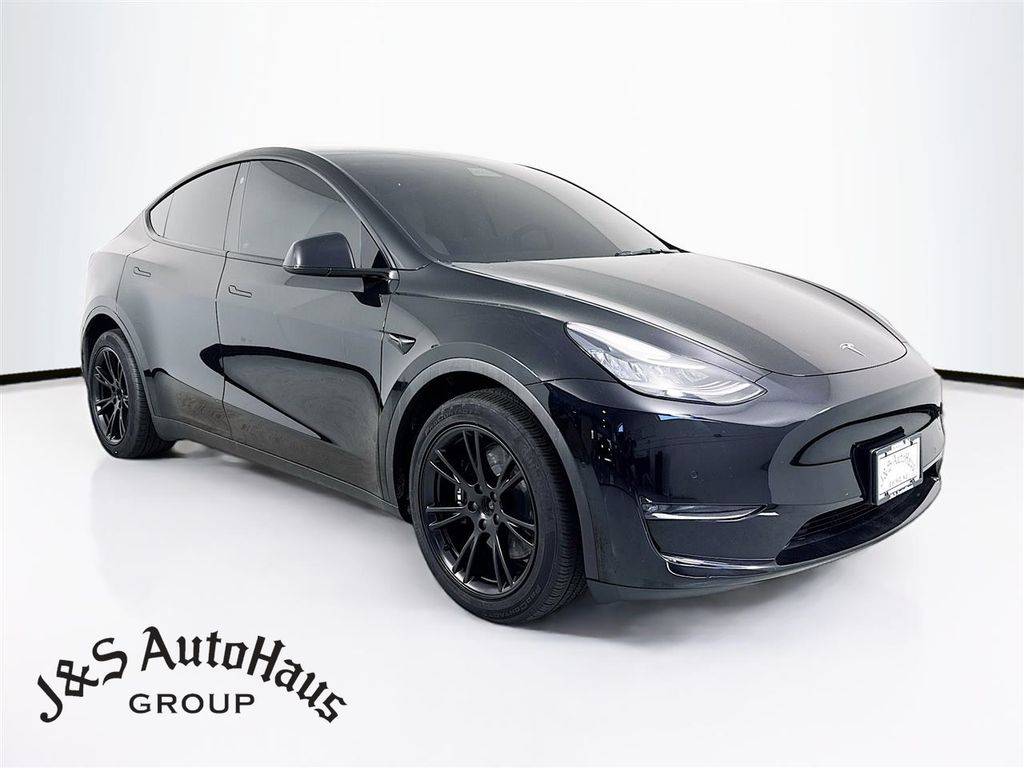 2022 Tesla Model Y Long Range — SUV — 21,882 mi — Ewing, NJ