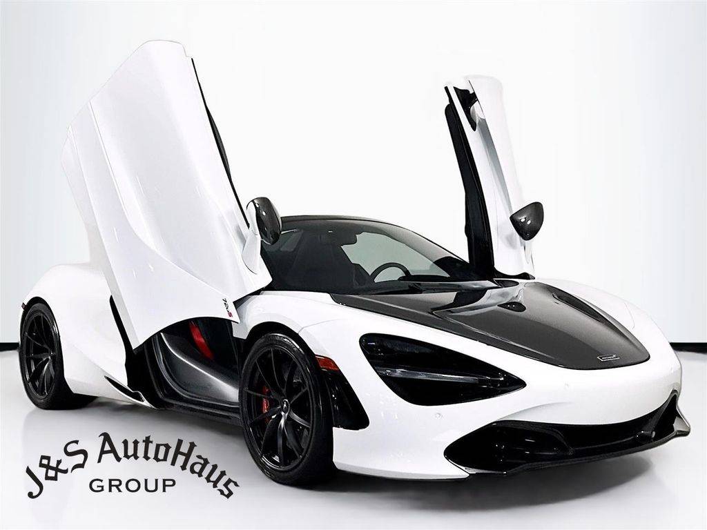 2022 McLaren 720S