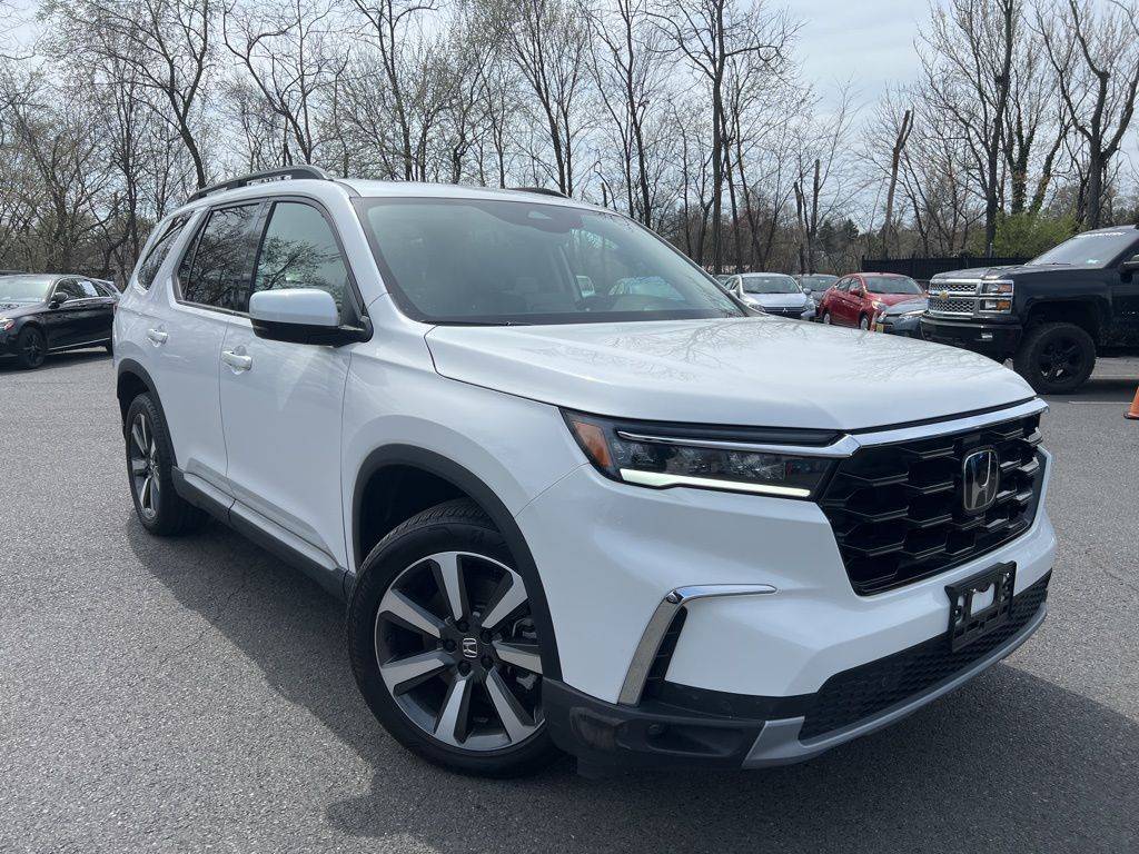 2023 Honda Pilot Touring — SUV — 6,874 mi — Ewing, NJ