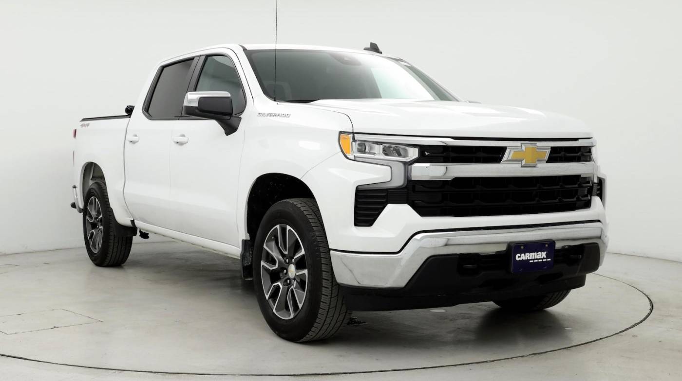 2022 Chevrolet Silverado 1500 LT — Pickup Truck — 14,589 mi — O'Fallon, IL