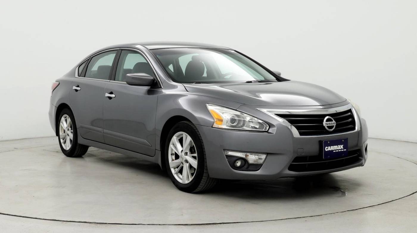 2015 Nissan Altima 2.5 SV — Sedan — 101,729 mi — O'Fallon, IL