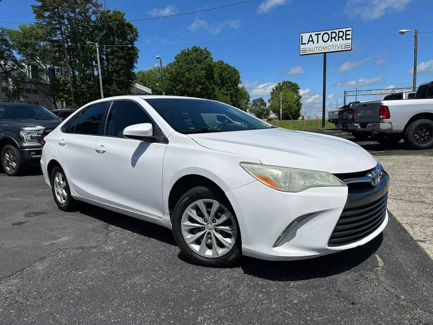 2015 Toyota Camry LE — Sedan — 216,677 mi — Charlotte, NC